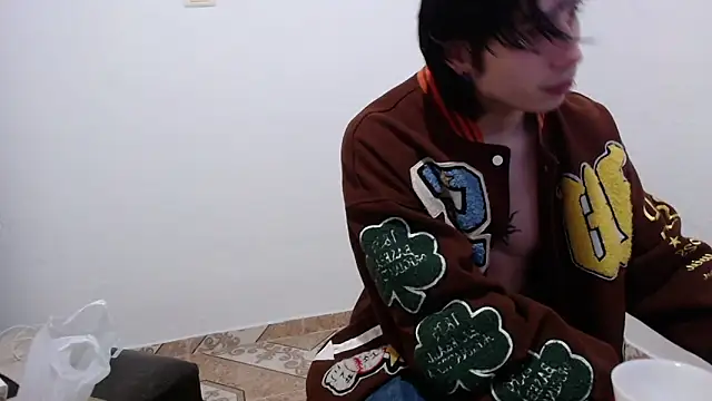 Snapshot of pervertsteens3 chatting on 02-10-26, 09:14 pervertsteens3 online show from 02-10-26, 09:14