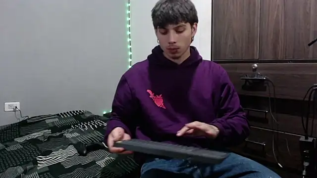 pervertsteens3 online show from 09-14-25, 03:07