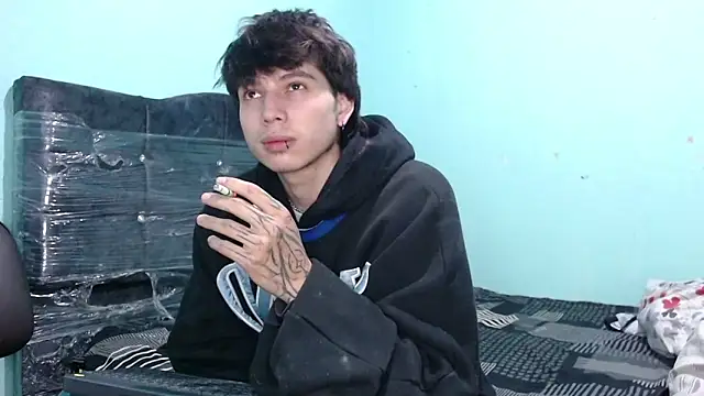 pervertsteens3 online show from 10-22-25, 04:12