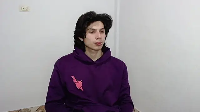 Snapshot of pervertsteens3 chatting on 02-16-26, 03:10 pervertsteens3 online show from 02-16-26, 03:10