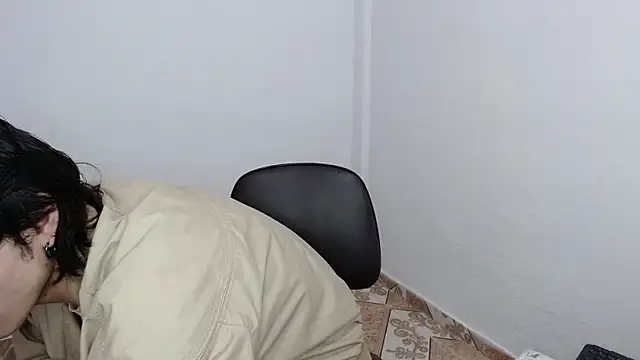 Snapshot of pervertsteens3 chatting on 02-04-26, 12:27 pervertsteens3 online show from 02-04-26, 12:27