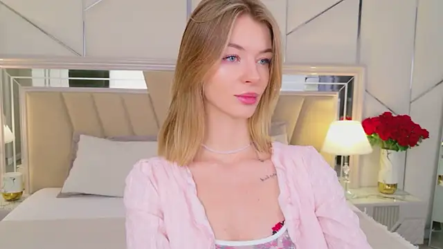 MeganMour online show from 03-01-26, 05:02