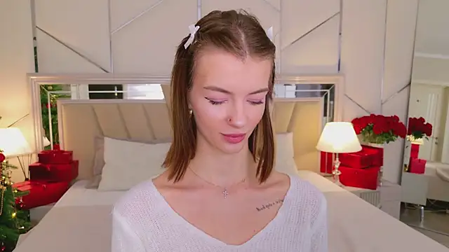 MeganMour online show from 12-04-25, 05:01