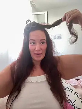 Snapshot of Engel_mia chatting on 07-25-26, 10:00 Engel mia online show from 07-25-26, 10:00
