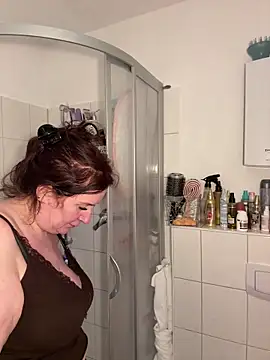 Engel mia online show from 02-24-26, 02:07