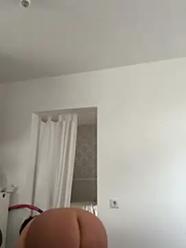 Snapshot of Engel_mia chatting on 05-18-26, 10:53 Engel mia online show from 05-18-26, 10:53