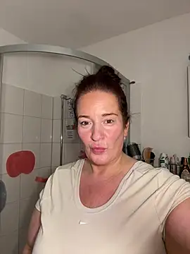 Engel mia online show from 03-26-26, 08:23