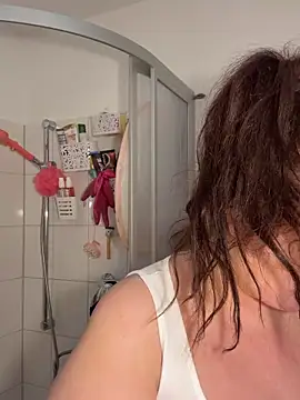 Engel mia online show from 03-15-26, 11:39