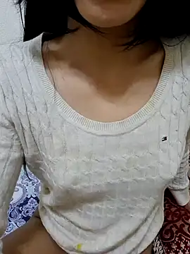 Snapshot of Linda-53 chatting on 03-07-25, 01:20 Linda-53 online show from 03-07-25, 01:20