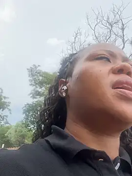 AmanteAmante online show from 02-05-25, 03:52