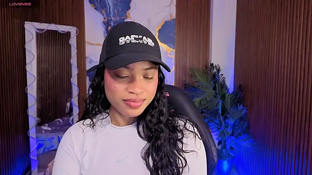 penelope tay1 online show from 06-07-26, 03:01