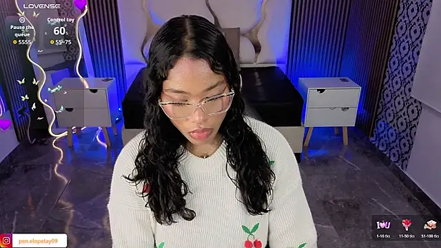 Snapshot of penelope_tay1 chatting on 03-04-26, 03:25 penelope tay1 online show from 03-04-26, 03:25