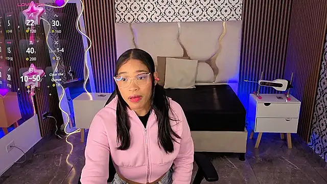 Snapshot of penelope_tay1 chatting on 02-22-26, 03:42 penelope tay1 online show from 02-22-26, 03:42