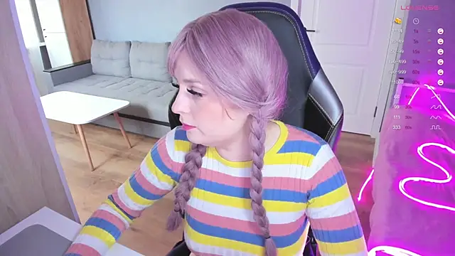 Amy honey angel online show from 10-10-25, 11:22