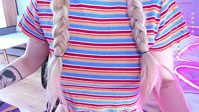 Amy honey angel online show from 02-25-26, 11:21