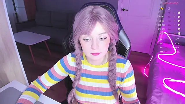 Amy honey angel online show from 12-01-25, 12:50