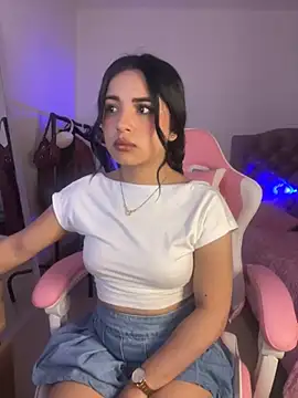 Emily-14 online show from 09-22-25, 01:11