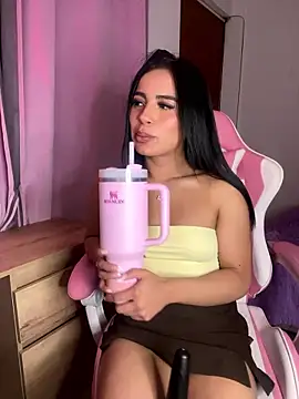 Emily-14 online show from 01-10-26, 06:09