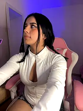 Emily-14 online show from 09-10-25, 04:22