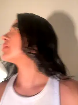 Emily-14 online show from 10-26-25, 02:23