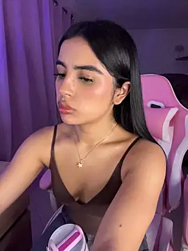 Emily-14 online show from 07-18-26, 03:04