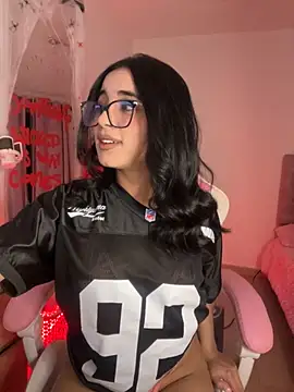 Emily-14 online show from 10-23-25, 04:00