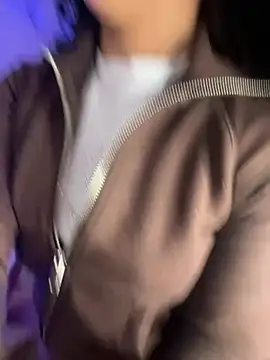 Emily-14 online show from 03-28-26, 02:12