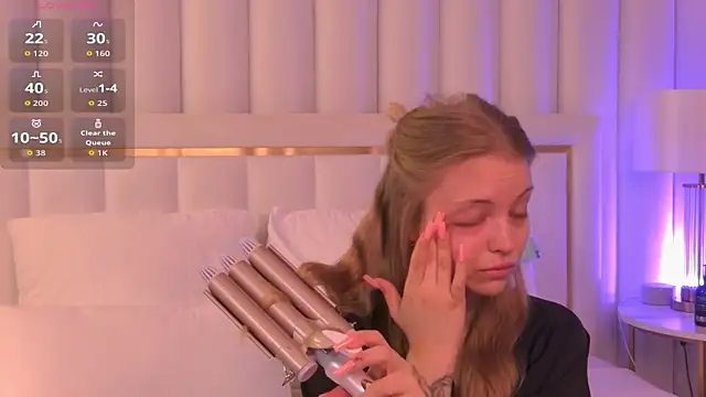 DorisHell online show from 09-24-25, 03:13