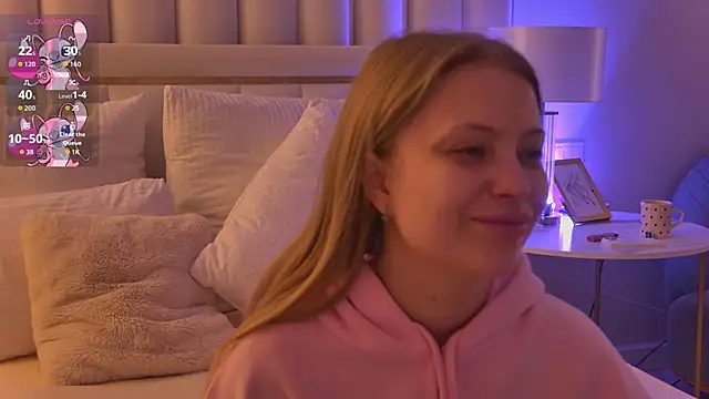 DorisHell online show from 10-27-25, 03:07