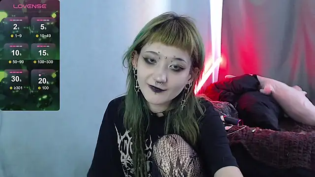 Snapshot of Milten-Trish chatting on 05-08-26, 01:48 Milten-Trish online show from 05-08-26, 01:48