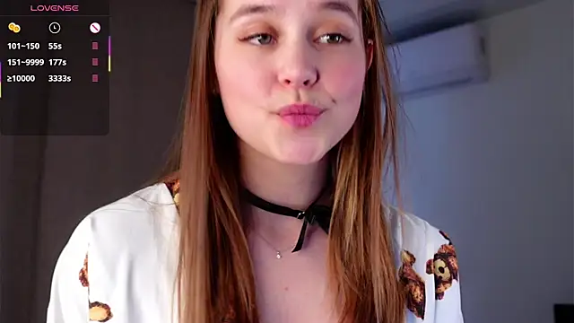 Snapshot of FalineDowlen chatting on 02-08-25, 04:14 FalineDowlen online show from 02-08-25, 04:14