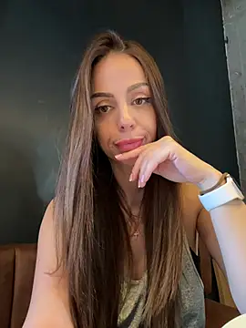 Snapshot of HayleyBlair chatting on 06-03-26, 10:49 HayleyBlair online show from 06-03-26, 10:49