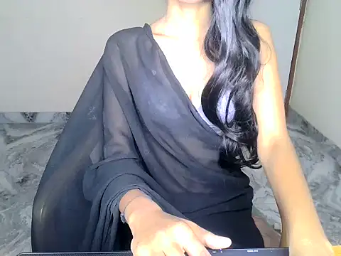 kritikadoll online show from 10-26-25, 04:02