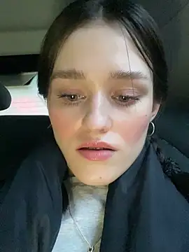 Snapshot of Mia_Mia_M chatting on 02-11-26, 02:39 Mia Mia M online show from 02-11-26, 02:39