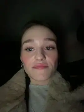 Mia Mia M online show from 03-04-26, 04:37