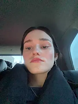 Snapshot of Mia_Mia_M chatting on 02-13-26, 02:39 Mia Mia M online show from 02-13-26, 02:39