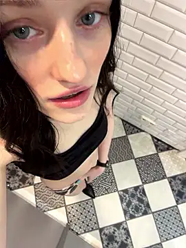Snapshot of Mia_Mia_M chatting on 07-24-26, 05:20 Mia Mia M online show from 07-24-26, 05:20