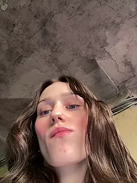 Mia Mia M online show from 03-27-26, 02:18