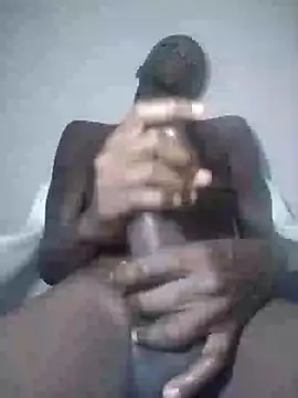 Snapshot of GOLDEN_HQUR chatting on 02-07-25, 04:48 GOLDEN HQUR online show from 02-07-25, 04:48