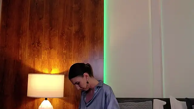 SkylerSpark online show from 04-09-26, 07:31