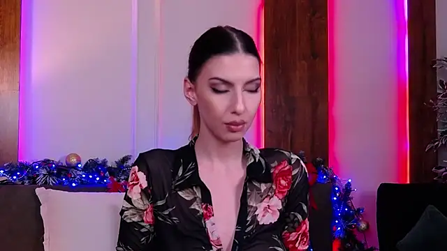 SkylerSpark online show from 12-22-25, 08:09