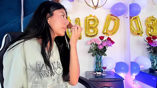 Snapshot of CarlaAlvez chatting on 01-31-26, 07:56 CarlaAlvez online show from 01-31-26, 07:56