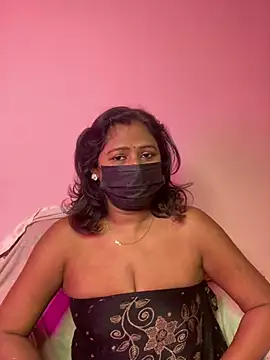 Snapshot of hot-bhabiji chatting on 01-06-25, 01:30 hot-bhabiji online show from 01-06-25, 01:30