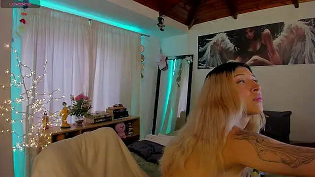 cuteweed420 online show from 06-02-26, 09:48