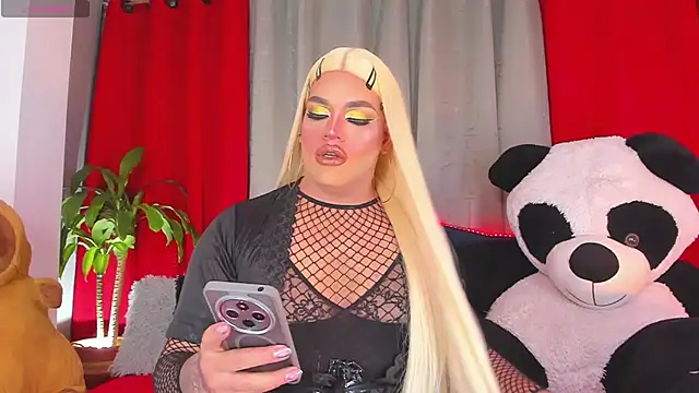 Snapshot of Missisabella_ chatting on 05-09-26, 12:58 Missisabella online show from 05-09-26, 12:58