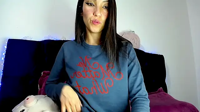 emilialopez online show from 12-12-24, 12:05