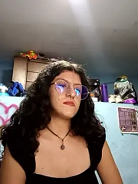 Snapshot of LoveElectra chatting on 04-07-26, 12:45 LoveElectra online show from 04-07-26, 12:45