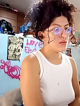 LoveElectra online show from 10-11-25, 01:23