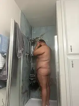 Snapshot of daddymaniaco69 chatting on 01-27-25, 07:35 daddymaniaco69 online show from 01-27-25, 07:35