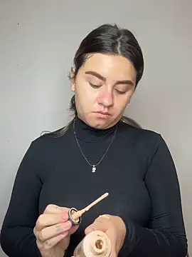 SaraBraun  online show from 04-09-26, 05:41